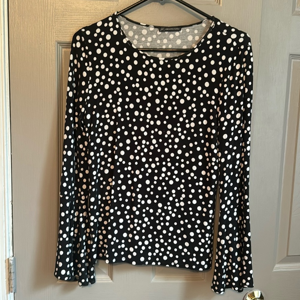 Adrianna Papell - Blouse with flared sleeves bottoms